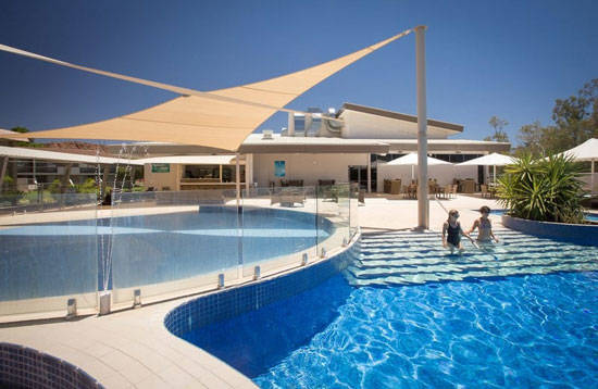 Image Source: destinia.co.uk Swimming Pool