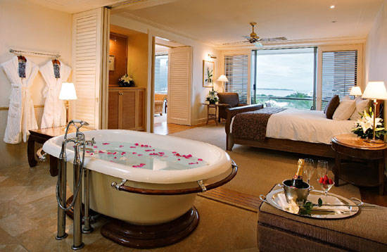 Image Source: cairnsattractions.com.au Reef Hotel Suite